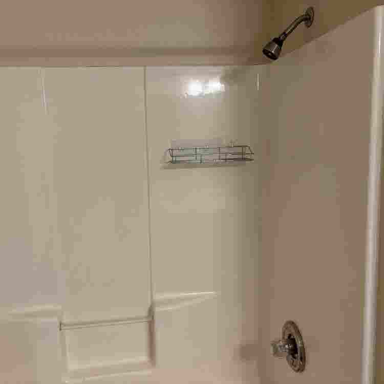 One bedroom with private bathroom