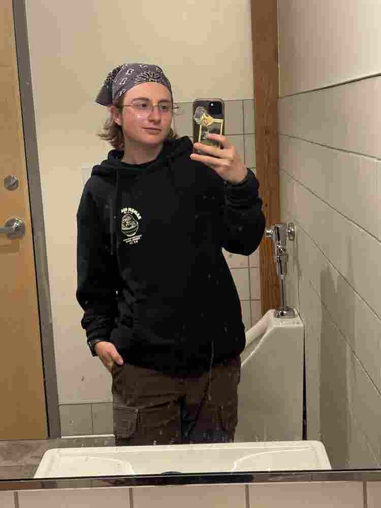 ISO roommate