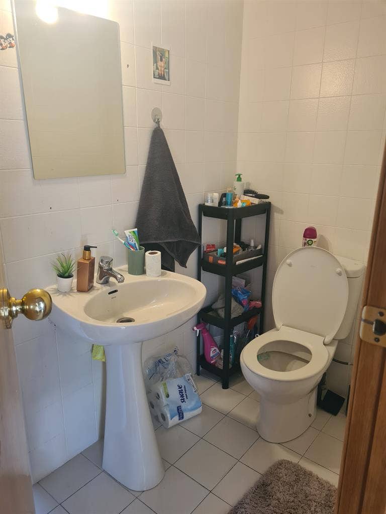 Habitación con baño privado