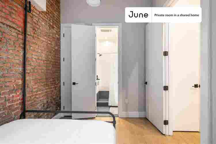 6 BR in New York City