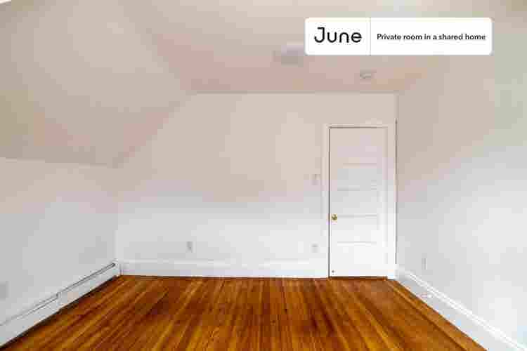 7 BR in Boston