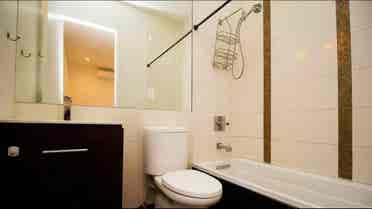 1 private Room in a cozy 2B apt