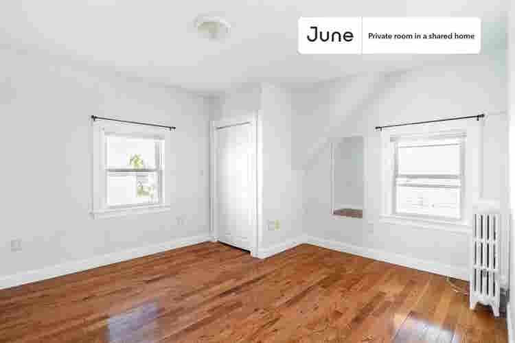 7 BR in Boston