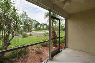 Private Room/Bath - Available Sep