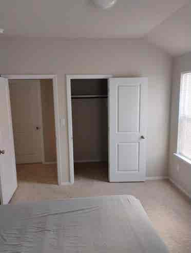 New room in quiet, clean home