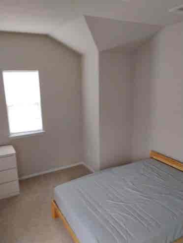 New room in quiet, clean home