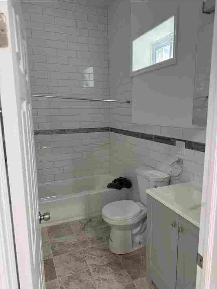 3 large bedrooms in valley stream