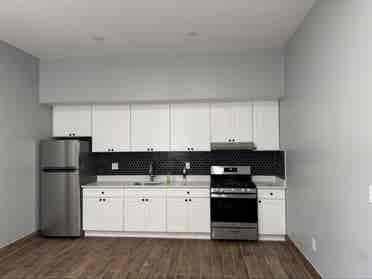 3 large bedrooms in valley stream
