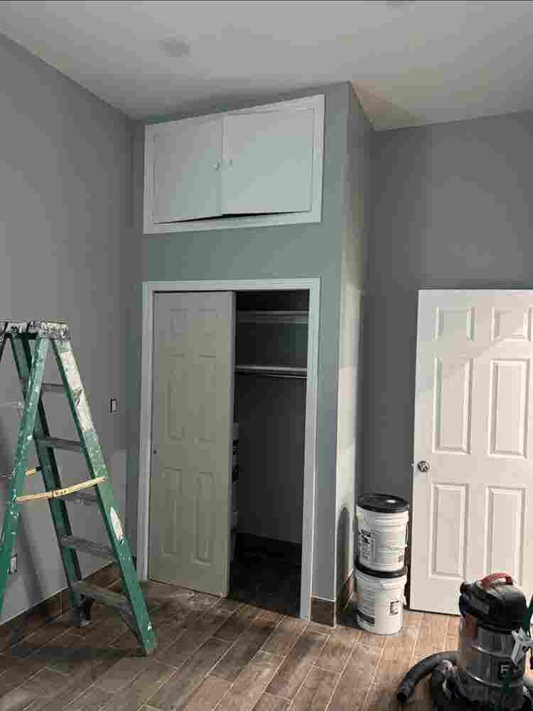 3 large bedrooms in valley stream