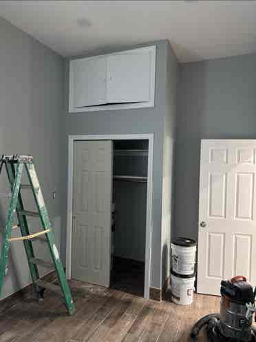 3 large bedrooms in valley stream