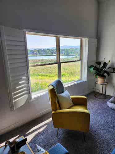 Private Room at Lakeside House