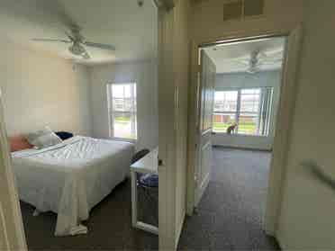 All utilities included room &bathro