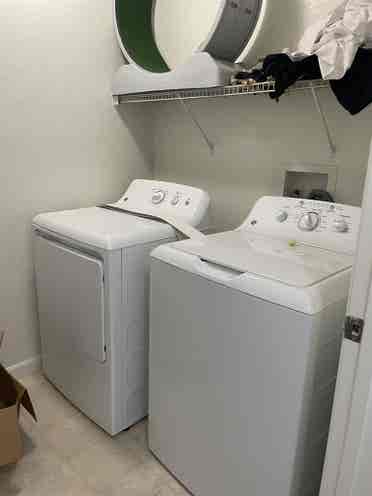 All utilities included room &bathro