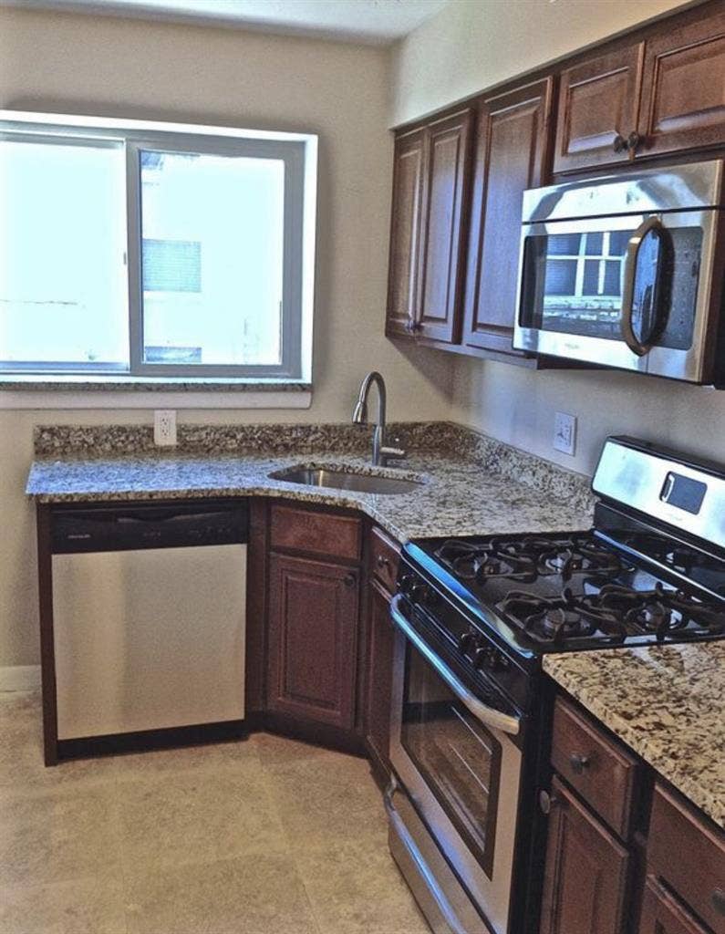 Spacious BA in Clayton