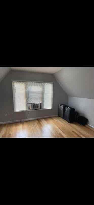 Cozy room in Clean apartment 