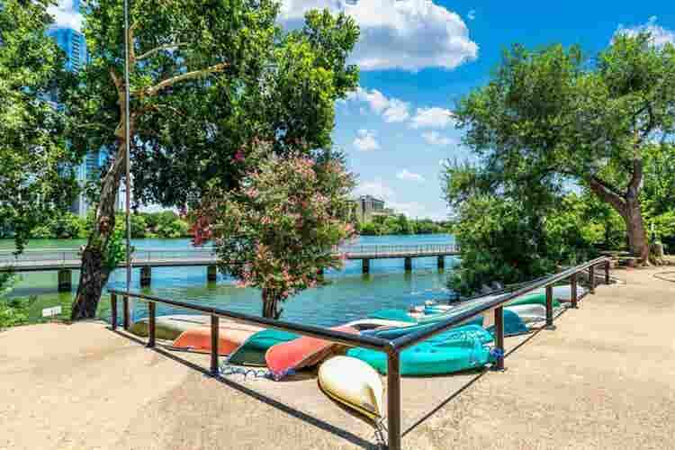 Lake Life - b For You mo