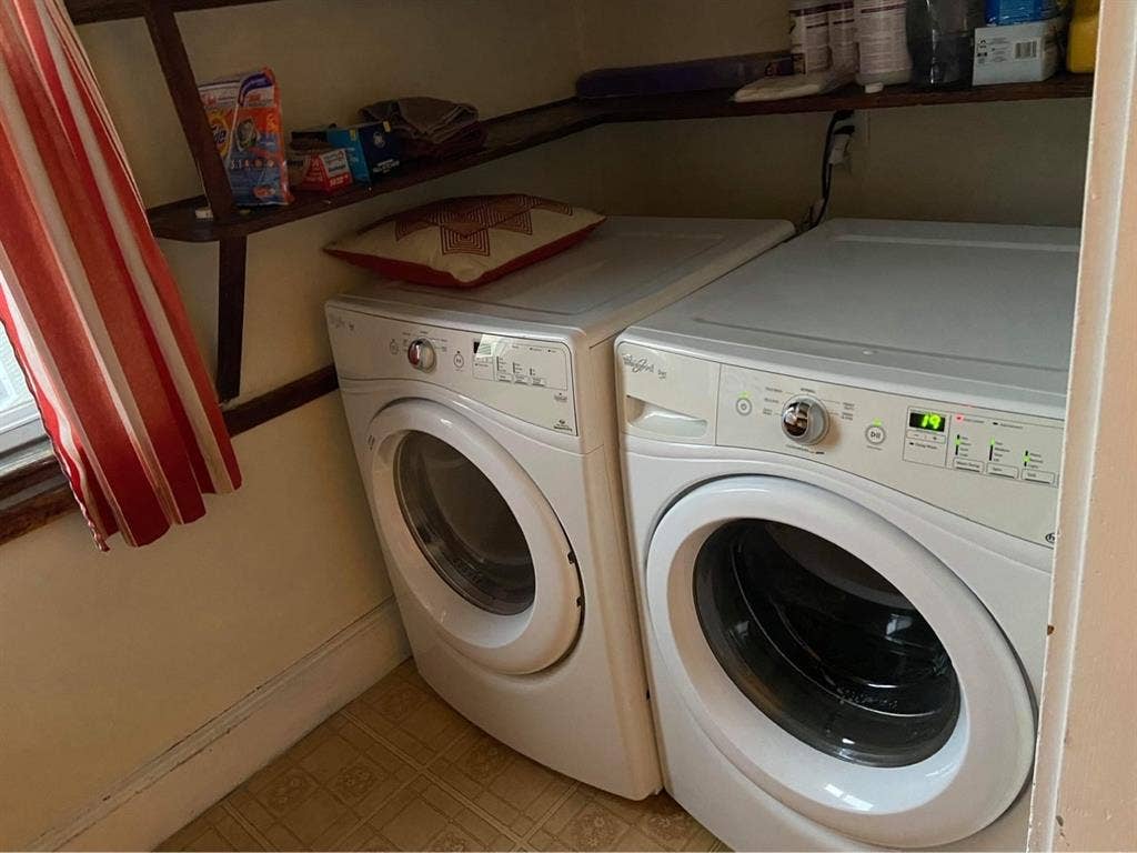 Only looking for 1 Female roommate!