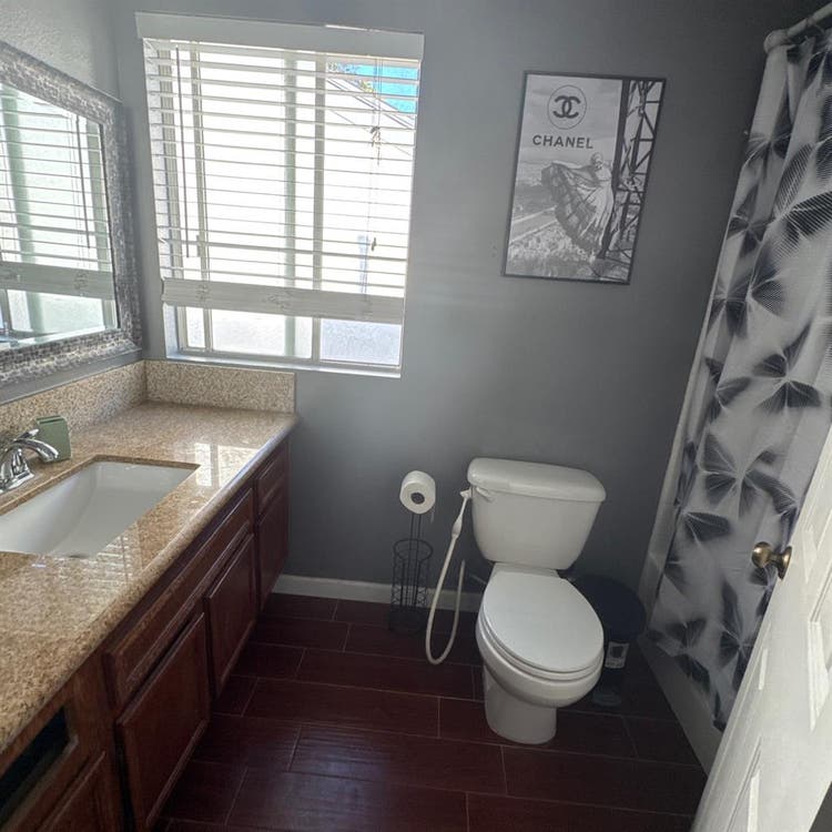1 furnished room available now!!