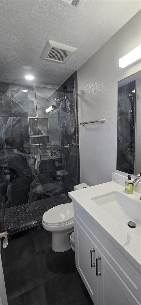 Furnished Room. Util+WIFI included