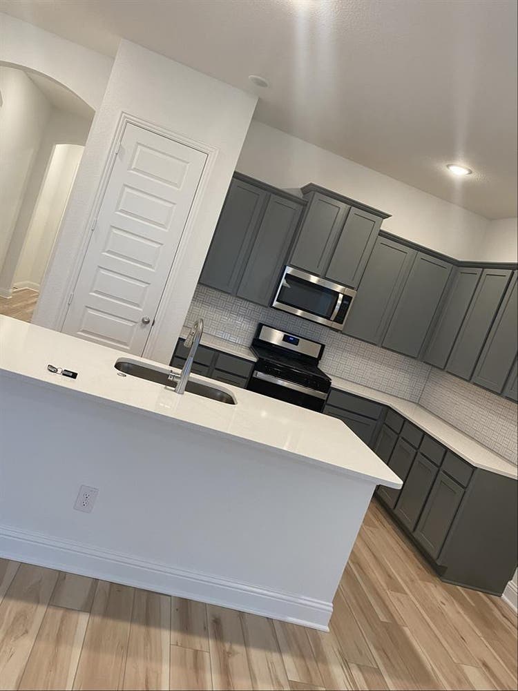Beautiful home in Sheppards Place!