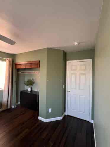 Fully furnished room with parking