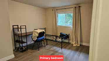 5-Br Detached Home Near Western U