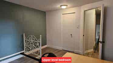 5-Br Detached Home Near Western U