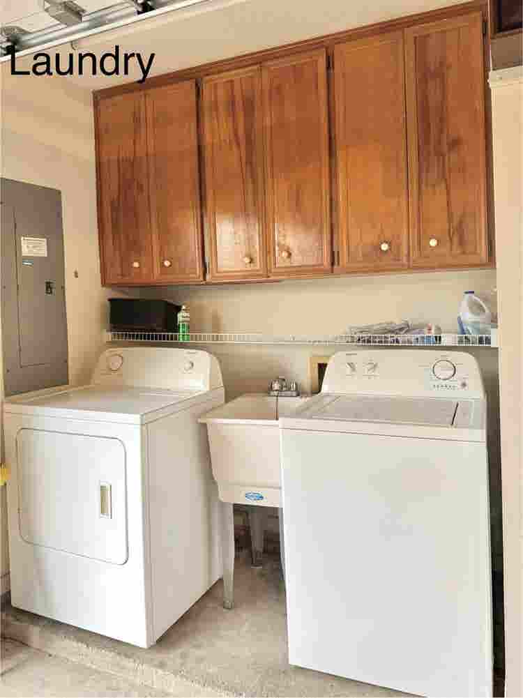 Seeking a roomate in Bastrop, TX 🏡