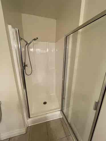 Private Room, Private Bath! SEPT 1!