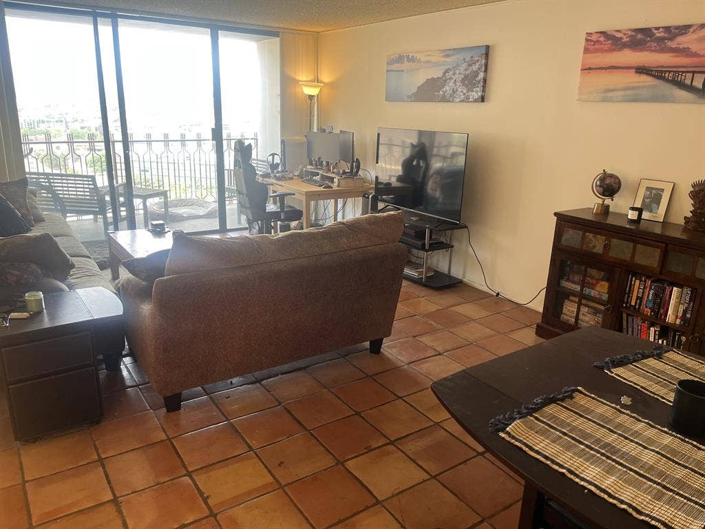 Downtown highrise living!