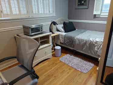 Fully Furnished, month to month