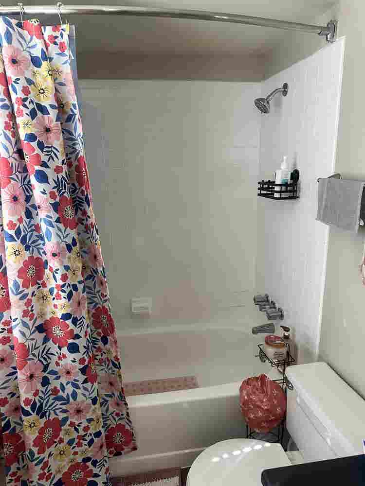 Masters bedroom and private bath!