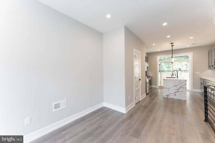 Spacious Rooms in a Shared Home