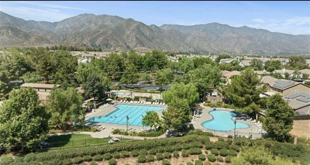 Multiple rooms in Temescal Valley