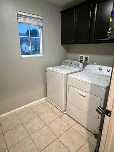 Multiple rooms in Temescal Valley