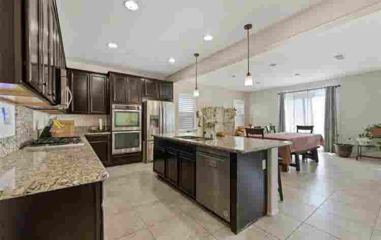 Multiple rooms in Temescal Valley