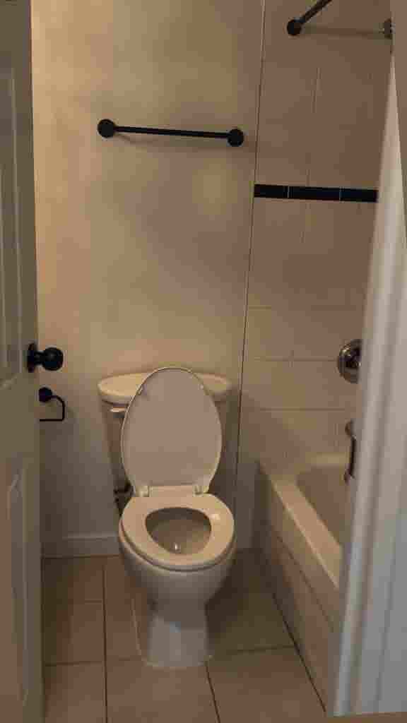 Beachside Room Downtown – Move In