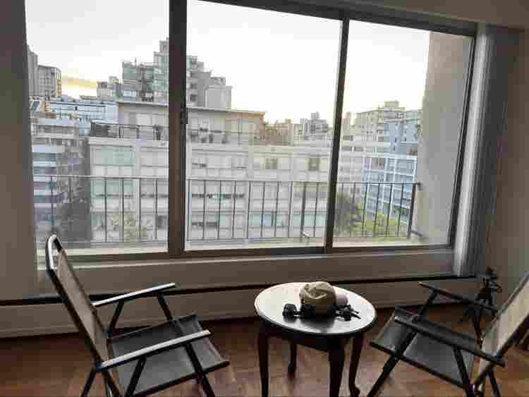 Beachside Room Downtown – Move In