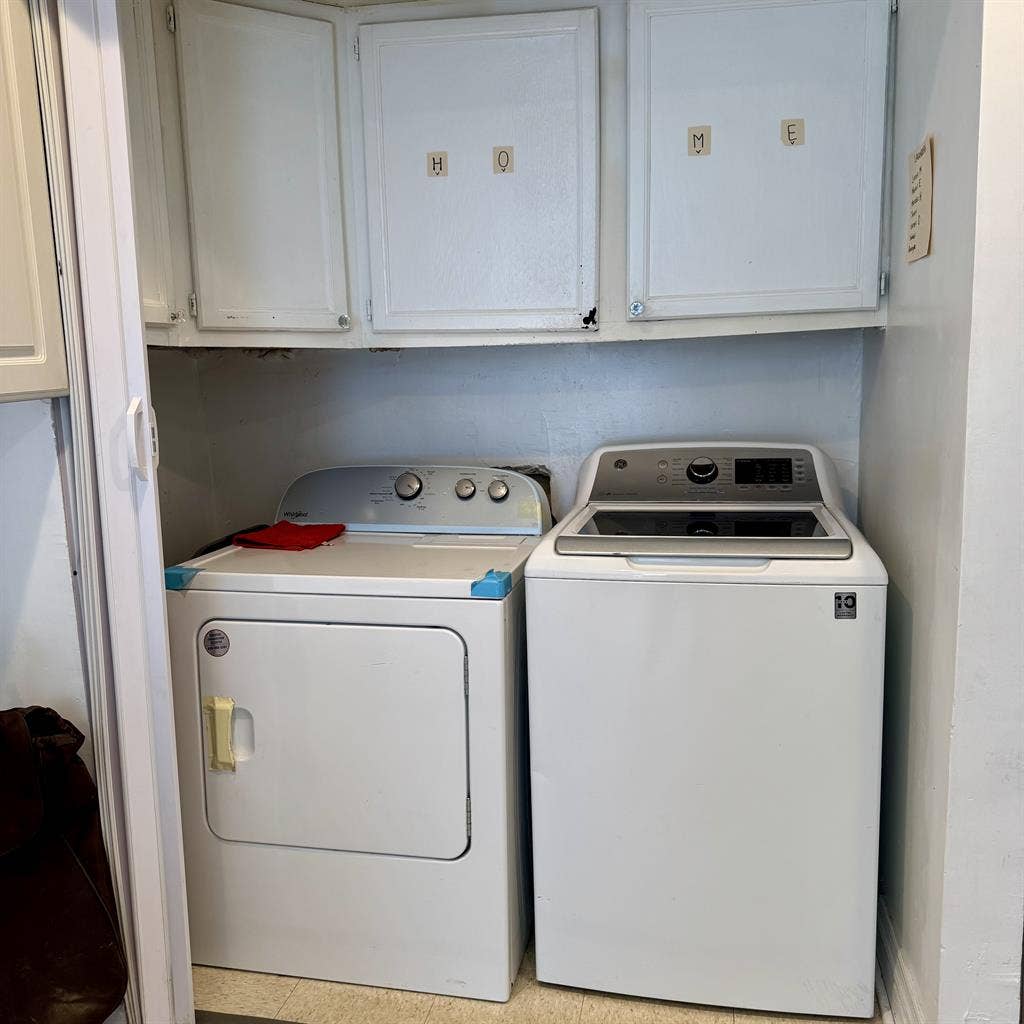 🏠 Room for Rent in SE DC