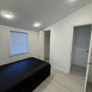 🏠 Room for Rent in SE DC