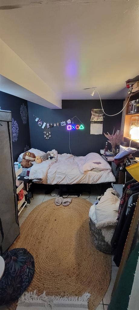 I rent a private room
