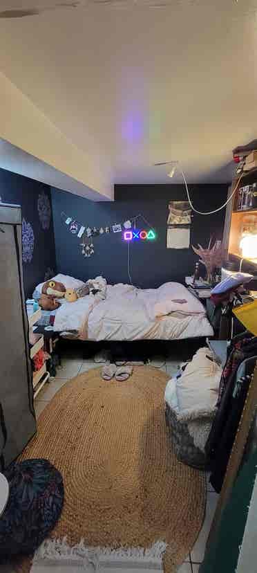 I rent a private room
