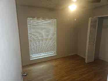 Room for rent in Valrico 