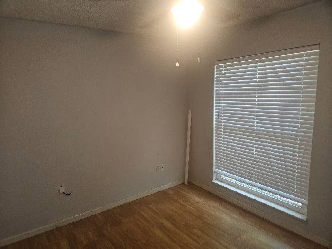 Room for rent in Valrico
