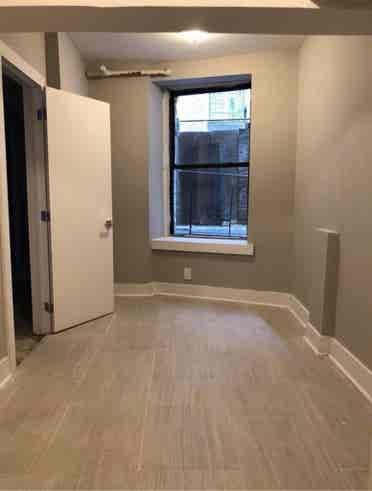 Room w/ electric & wifi included!