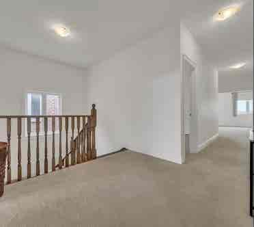 Master Bedroom Room For Rent