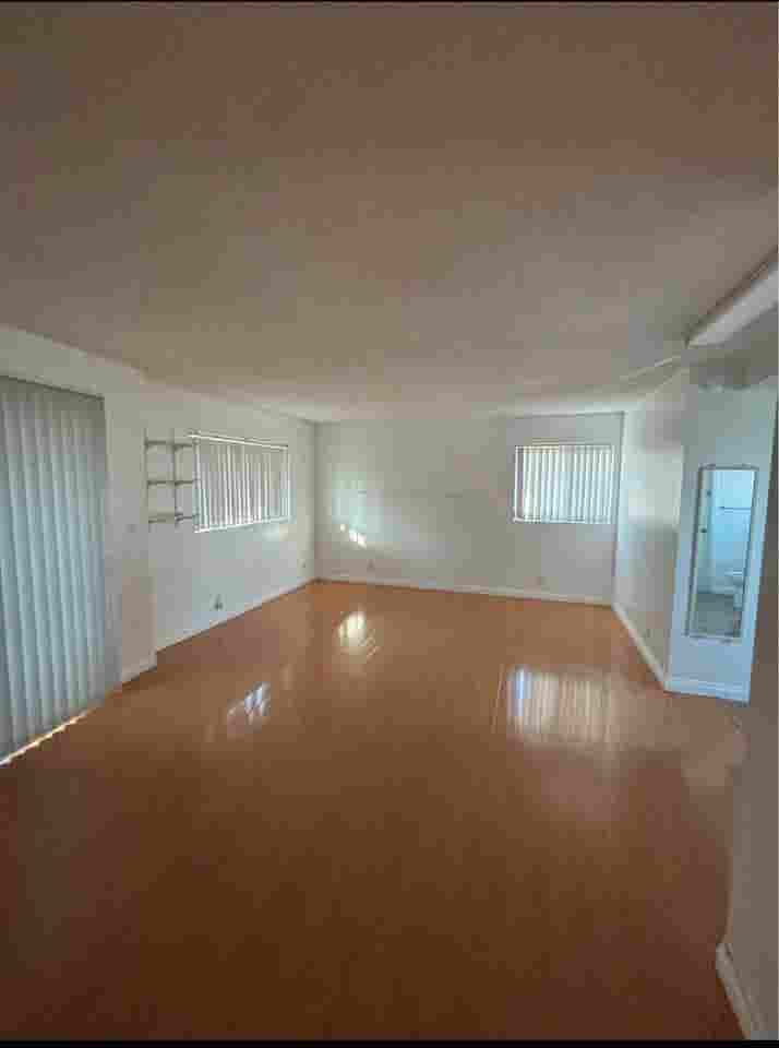 Private room for rent