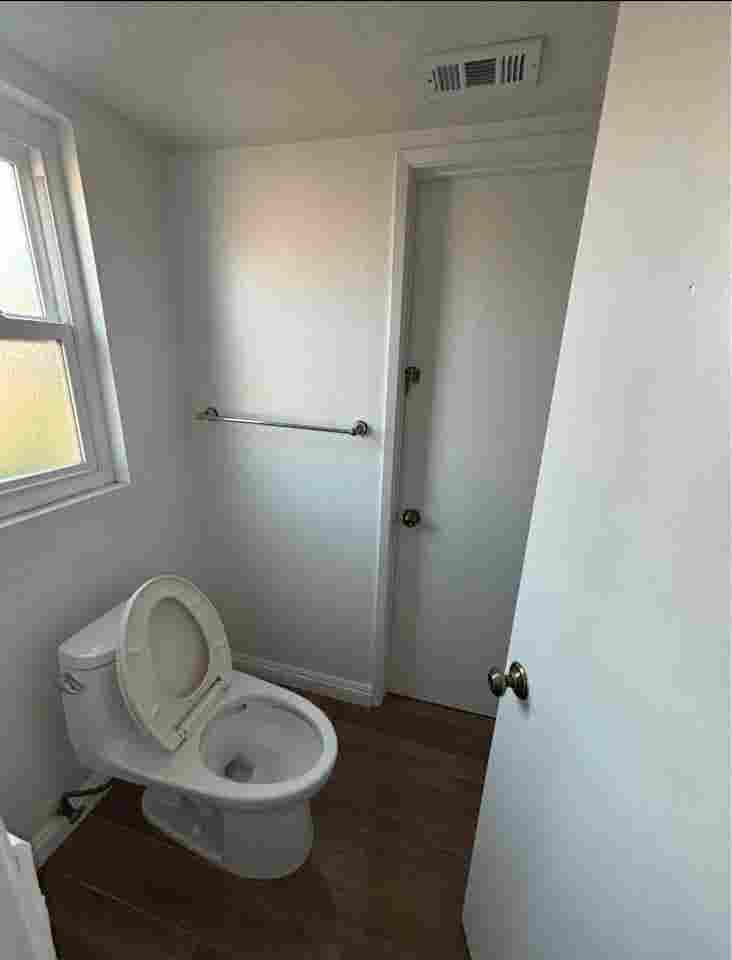 Private room for rent