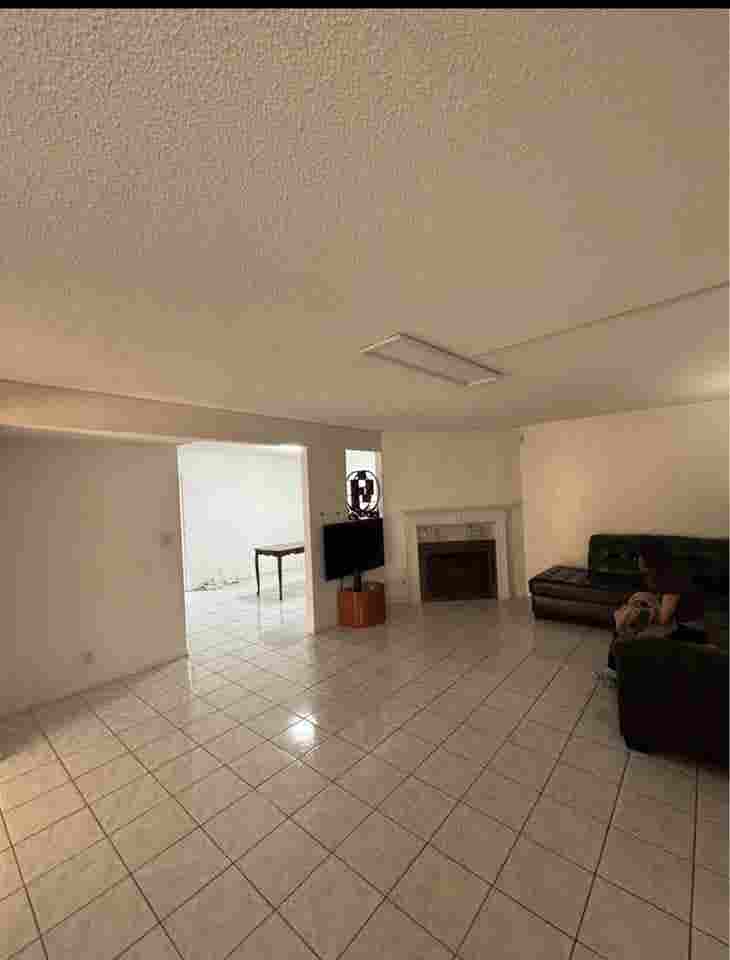 room for rent
