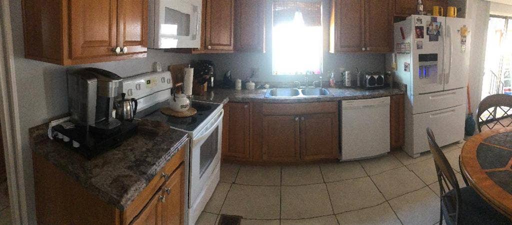 Private room/private bath for rent